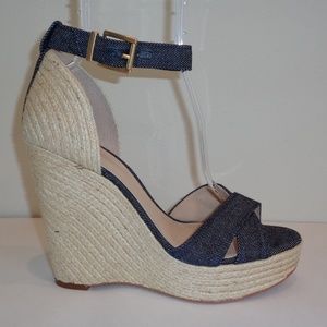 Vince Camuto Size 9.5 MAURITA Blue Wedge Sandals